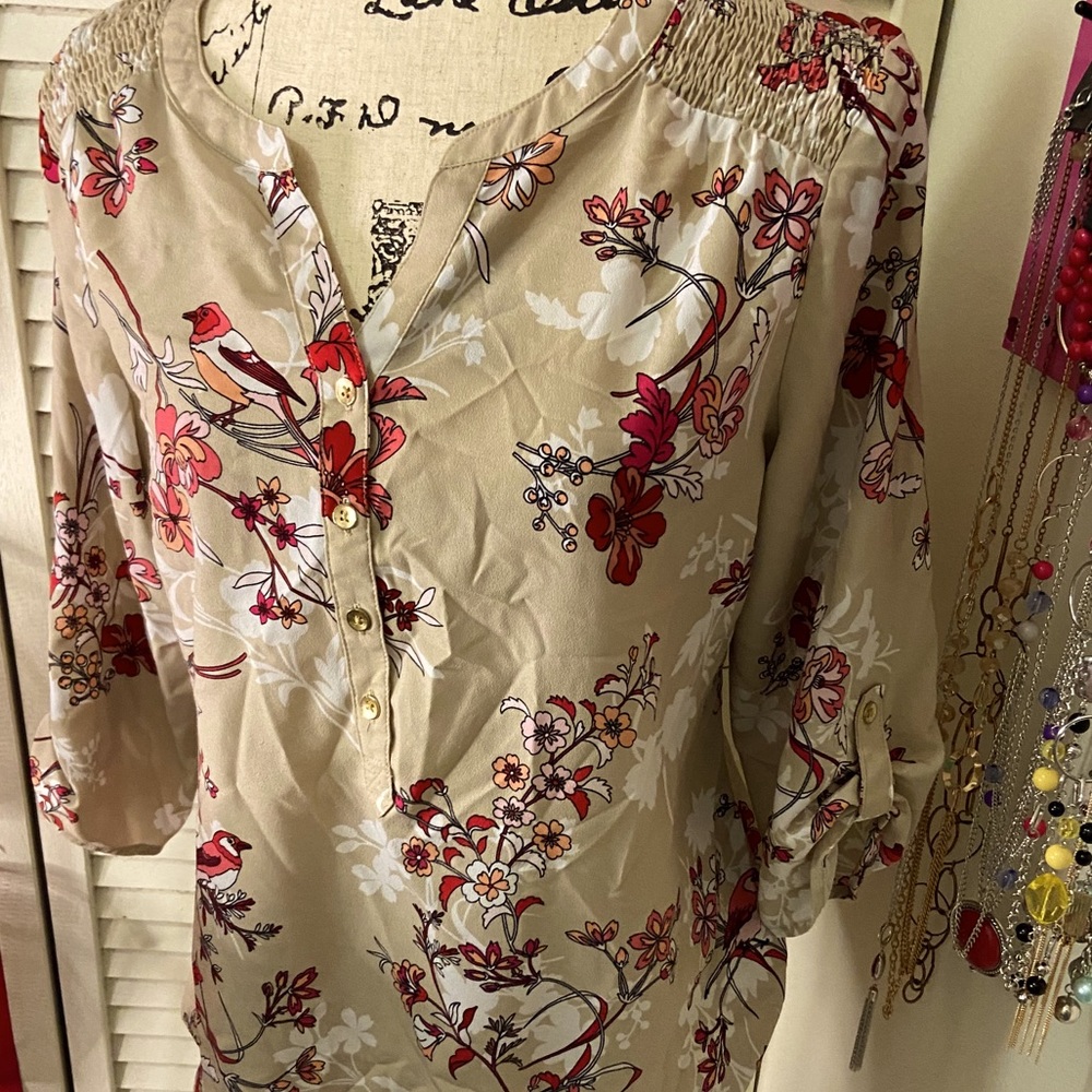 Croft & Barrow Size L Top. NWOT.